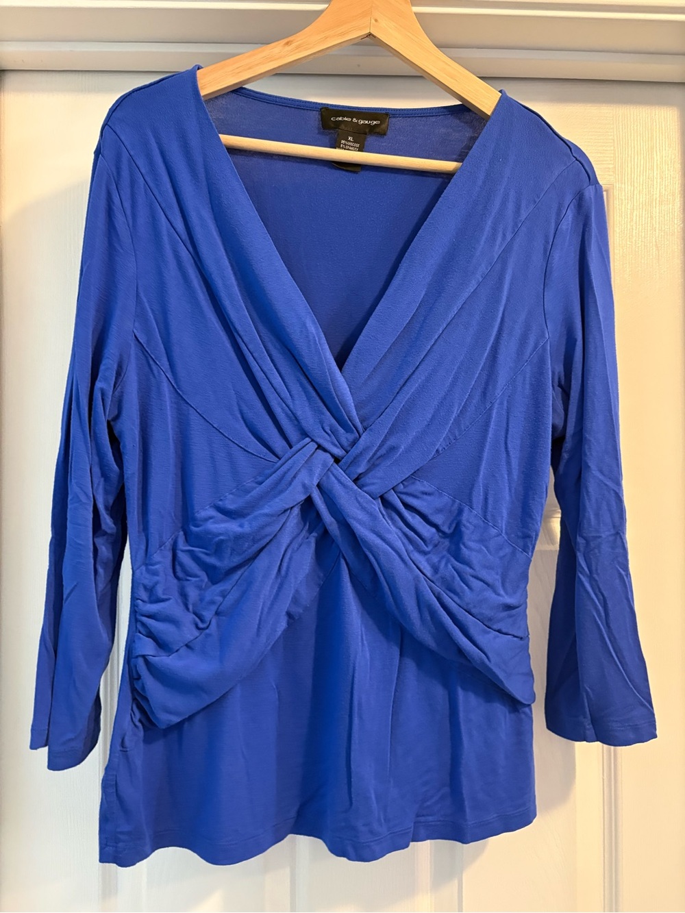 Cable & Gauge Blue Twist-Front 3/4 Sleeve Top